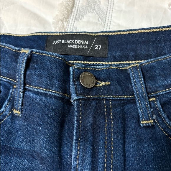 Just Black Denim Palazzo jeans. Wide leg, cuffed hem. Dark wash. Very trendy. - Picture 7 of 16